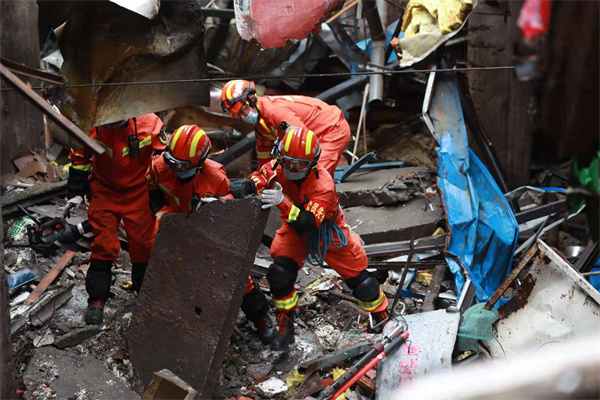 ���I(y��)��(qi��ng)���J(r��n)�淴˼ʮ�ߡ�6��13���¹ʽ�Ӗ(x��n)